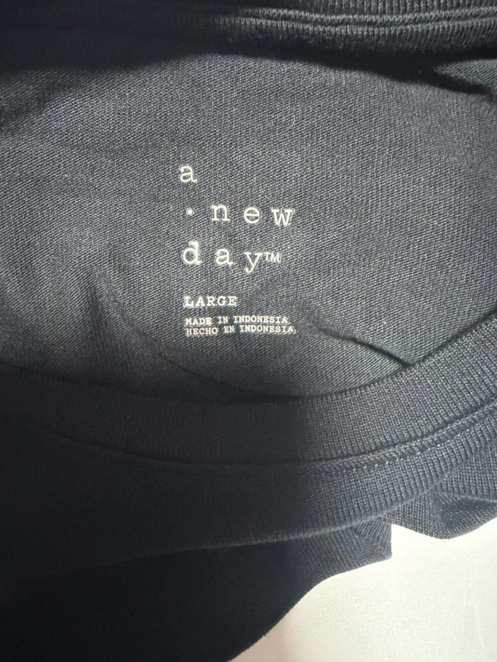 A New Day Womens Large Black Rayon Stretch Crew Neck Short Sleeve T Shirt NWT - Picture 4 of 5